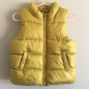 *2 for $20* Old Navy puffer vest || 12-18 month